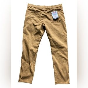 New With Tags Men’s Dickies Slim Fit Stretch Pants 38x32